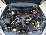 2400ccガソリンエンジンです。