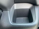 運転席用ドリンクホルダーです