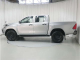 ハイラックス 2.4 X ディーゼル 4WD 