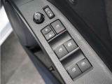 ◆パワーウィンドウスイッチ◆運転席から全席の窓の開閉操作を行うことが出来いつでも換気ができます!