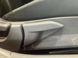 運転席はご自身の適切な運転ポジションへ移動可能なラチェットが付いております。