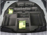 【パンク修理キット】車の軽量化や無駄を無くす為、応急タイヤパンクキットが搭載されています。