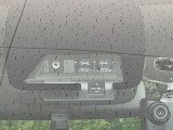 【トヨタセーフティセンス】走行中に前方の車両等を認識し、衝突しそうな時は警報とブレーキで衝突回避と被害軽減をアシスト。より安全にドライブをお楽しみいただけます。