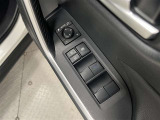 電動格納式ドアミラー!ワンタッチ式パワーウインドウ!