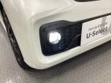 【LEDフォグライト】夜間や雨天時の運転も、明るく照らしてくれるので安心ですね。