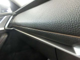 素材感の良さがCX-80の魅力。写真以上に実車で差が出る部分です。