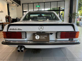 クラシックカーには、代々のオーナーによって培われた歴史があります。ALLTIMESTARSではメルセデス・ベンツの専門メカニックが一台一台を入念にチェックしてその状態が皆様にわかるように開示してご説明します!
