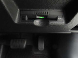 ETCを装備しています。高速道路の料金が後払いなので、料金所で止まることが無く、ノンストップでスイスイ進めます。