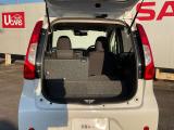 片側を倒してフラットにして長いお荷物もらくらく積み込み!