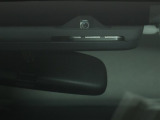 TOYOTA SAFETY SENSEは道路状況、車両状態、天候状態及びドライバーの操作状況などによっては、作動しない場所があります。あくまで運転補助機能です。