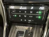 「オートエアコン」が付いています。1年中快適な室内を提供!車内温度を設定すると、風量を自動で調節してくれます。