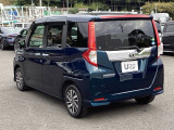 リアはプライバシーガラス付です。見た目もかっこいいですよね。また、太陽光を防ぐので冷房の効きを良くする効果もあるんです。エアコンを控えめにすれば燃費向上も見込めますよ。
