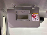 安全安心な走行のために、納車前には小さなクルマを知り尽くしたエキスパートが基本性能に関わる機能や状態を徹底的に点検しています。