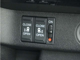 ◆両側電動スライドドア◆狭い駐車場でも乗り降りが楽々♪お子様が隣の車にドアを当ててしまう心配もございません!小さなお子様連れの方もこれで安心。