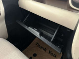 置き場所に困るティッシュボックスも入りそうですね。