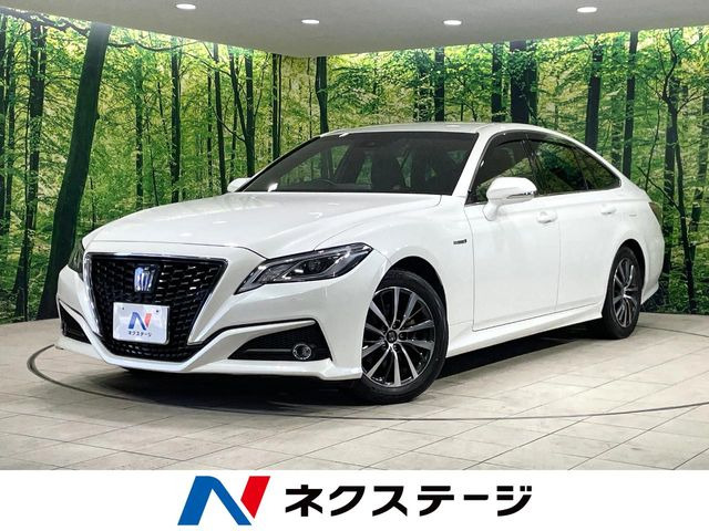 クラウン ハイブリッド 2.5 S Cパッケージ 