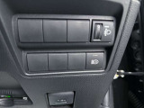 【オートマチックハイビーム】先行車や対向車のライトを認識し、ハイビームとロービームを自動切り替え!夜間の走行も快適に♪