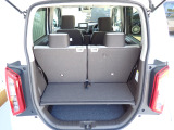◆定員乗車時のカーゴルームです。普段のお買い物の荷物やたくさんの収納が可能です。