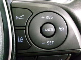 レーダークルーズコントロール♪レーダーとカメラで先行車を認識し、車速に応じた車間距離を保ちながら追従走行を支援します♪ロングドライブを快適にし、高速道路での渋滞やノロノロ運転をサポートします♪