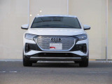 一目でAudiだと分かる特色を持つフロントマスク。