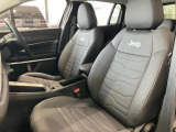 運転席、助手席共にシートヒーター装備で冬場も快適です。