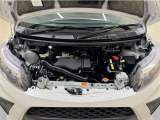 トヨタ中古車「まるごとクリーニング」施工済。エンジンルームを専用洗剤で洗浄!高圧&スチーム洗浄も行います。樹脂部分も艶出し剤でピカピカです☆☆