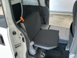 車が大好きなスタッフが心をこめて接客いたします。お客様一人一人のお車に対する思いや気持ちをうかがい、充実した時間が過ごせるよう努めます。