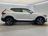 全国のVOLVOからお取り寄せが可能※!遠方の店舗に展示してあるクルマが気になる場合も、最寄りの店舗でご購入ただくことが可能です!是非私たちに要望をお聞かせください!※別途費用