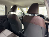 運転席後ろ側です。