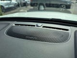harman/kardonプレミアムサウンド・オーディオシステム。XC40はエアウーファーテクノロジーを採用しておりますので、力強いサウンドが特徴です。