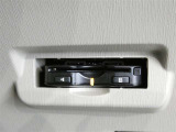 ETC車載機です。高速・有料道路の料金をキャッシュレスでスムーズに通過できます。