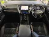 アルファード ハイブリッド 2.5 SR E-Four 4WD 