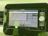 オーディオ画面は情報が見やすくまとまり、Bluetooth Audioの表示も確認できます。音楽再生など日常の移動を便利にする機能を、手元の操作部から扱いやすい構成です。