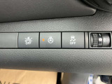 ハンドルヒーターが直に手指を温めてくれます。