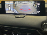 【360&deg;ビューモニター】専用のカメラにより、上から見下ろしたような視点で360度クルマの周囲を確認することができます☆死角部分も確認しやすく、狭い場所での切り返しや駐車もスムーズに行えます。