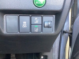 レーダーを照射しカメラで前走車等を検知し衝突の回避・軽減を図るホンダセンシングとVSA(車両挙動安定化制御システム)走る・曲がる・止まるの全領域で安定性を確保するためのシステム装備。安心ですね!
