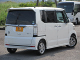 外装も丁寧に磨いております。是非1度実車をご覧ください!