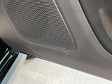 運転席内張に傷があります。