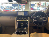 ご覧いただきありがとうございます。車両詳細等お気軽に店舗スタッフまでお問い合わせください。