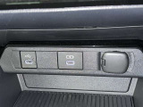 シガーソケット用の充電器が使用可能です!