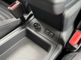 USB充電口とシガーソケット