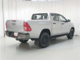 ハイラックス 2.4 X ディーゼル 4WD 