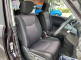 運転席シート廻りは使用感も少なく、良好な状態となっています。丁寧に使われていたことがよくわかりますね。