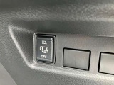 ハンズフリーオートスライドドアは、鍵を携帯してスライドドア下部に足をかざす(出し入れする)だけで自動開閉する便利な機能です。