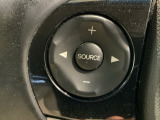 ステアリングにオーディオ操作スイッチが付いています。オーディオ画面に直接タッチしなくても操作が出来ますので、運転に集中できます。