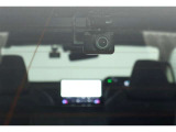 リヤ用ドライブレコーダー装備!これがあれば、相手方が危険運転をしてきた場合などでも客観的に証明でき、事故や事件の直接的な証拠の確保にも生り得ます。