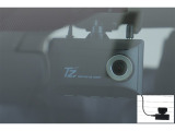 ドライブレコーダー(TZ-DR219)装備してます。フロントとリヤーのカメラで録画しているので万が一の時の記録で安心です。