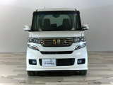 ホンダカーズ東京中央U-Select烏山店へようこそ。当社下取りのお墨付き車両。人気車両で充実装備の一台。数少ない4WDが入庫しました!お早めのお問合せお待ちしております。どうぞご覧ください。