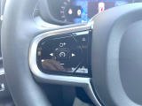 【全車速対応アダプティブクルーズコントロール】ミリ波レーダー+ステレオカメラ+赤外線により前方車輌を認識し、速度や車間距離を維持・調整。高速道路走行時や渋滞時にドライバーの負担を大幅に軽減します。