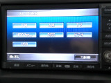 フルセグTVを搭載。CD/DVD再生に対応しています。
